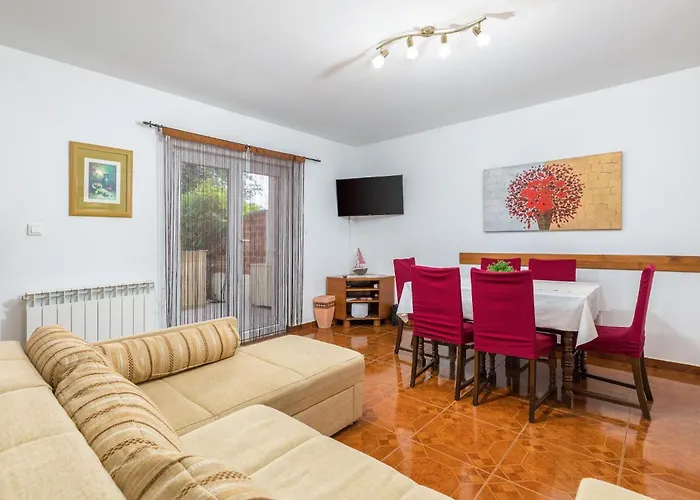 Apartment Charming Pool - Buneta