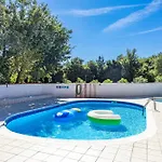 Apartment Charming Pool - Buneta *